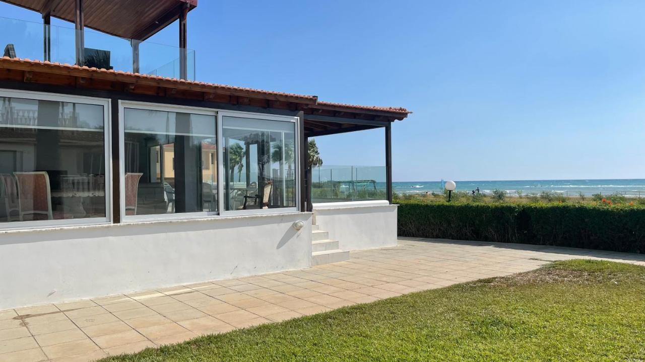 Beachfront Villa - Dasaki Lárnaka Kültér fotó