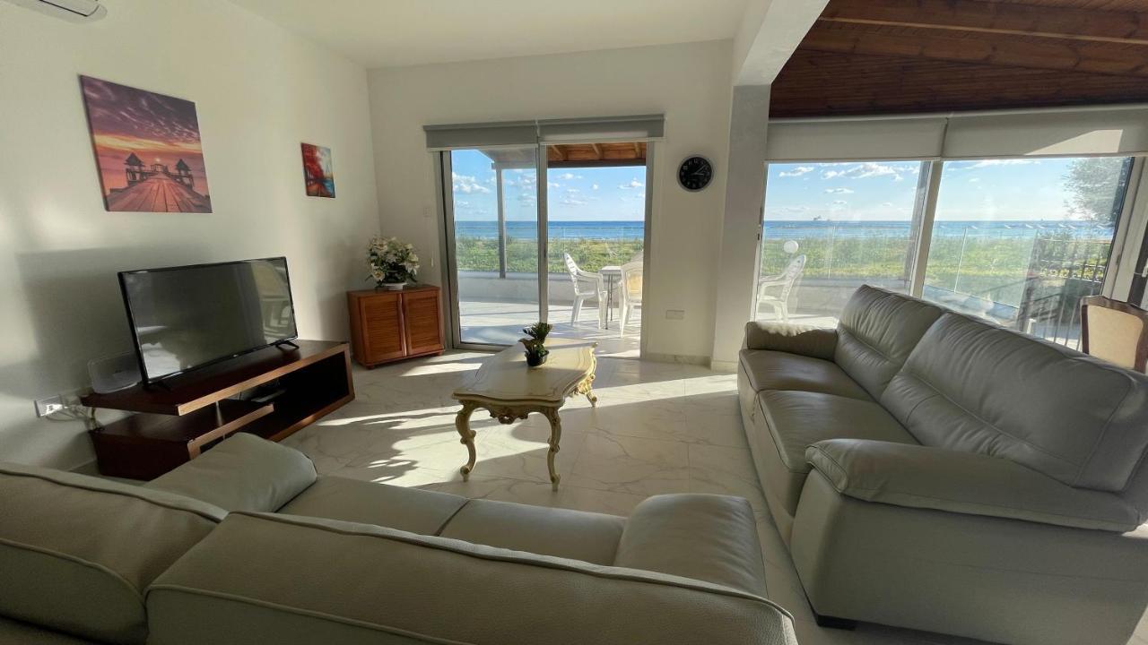 Beachfront Villa - Dasaki Lárnaka Kültér fotó